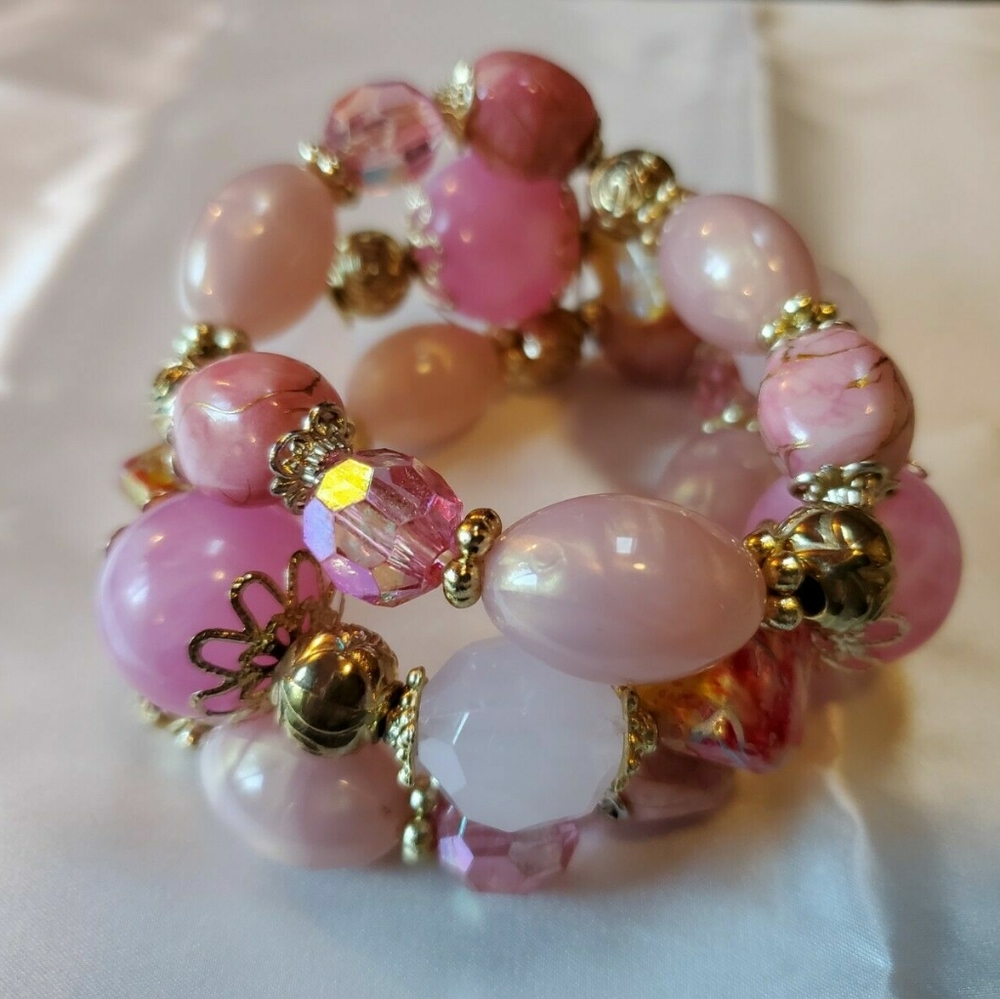 Pink and Gold Plastic Bauble Bead Stretch Bracelet